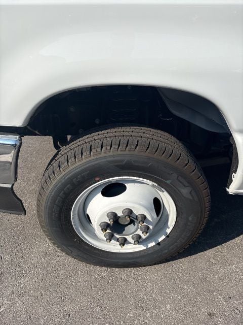 2026 Ford E-450SD Base