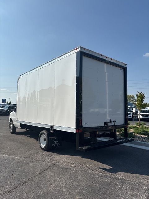 2026 Ford E-450SD Base