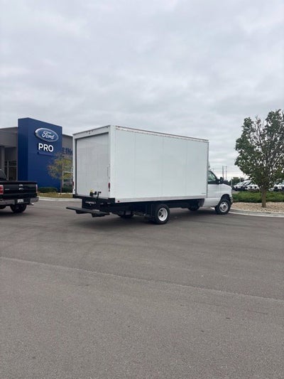 2026 Ford E-450SD Base