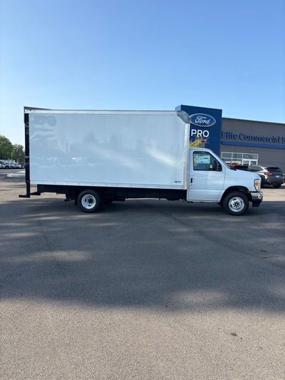 2027 Ford E-450SD Base