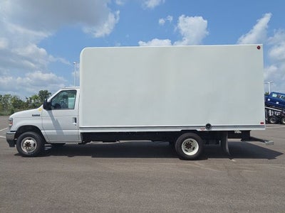 2023 Ford E-450SD Base Box Van