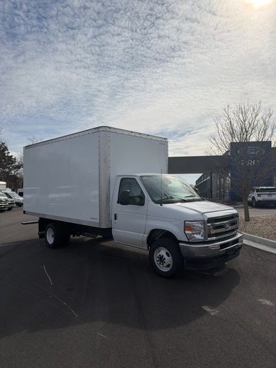 2026 Ford E-450SD Base