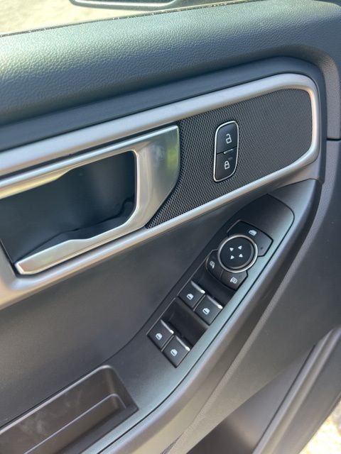 2025 Ford Utility Police Interceptor Base