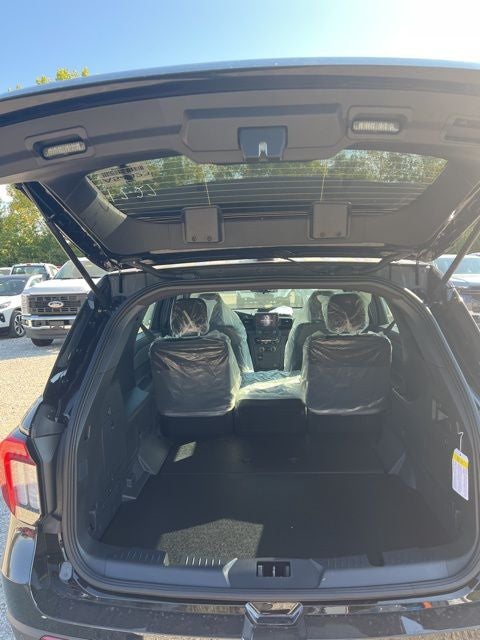 2025 Ford Utility Police Interceptor Base