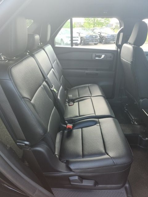 2025 Ford Utility Police Interceptor Base