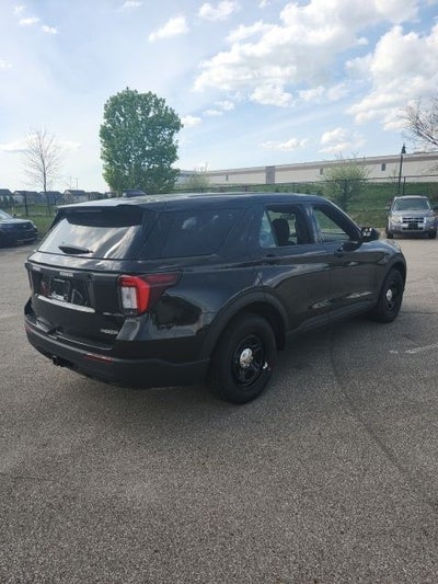 2025 Ford Utility Police Interceptor Base