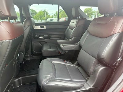 2022 Ford Explorer Platinum