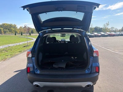 2022 Ford Escape Hybrid SE
