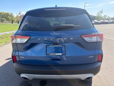 2022 Ford Escape Hybrid SE