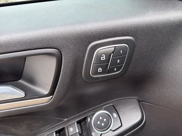 2022 Ford Escape Hybrid SEL