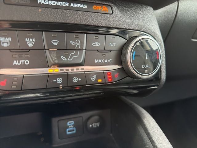 2022 Ford Escape Hybrid SEL