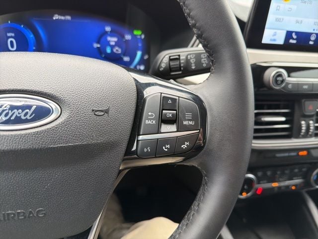 2022 Ford Escape Hybrid SEL