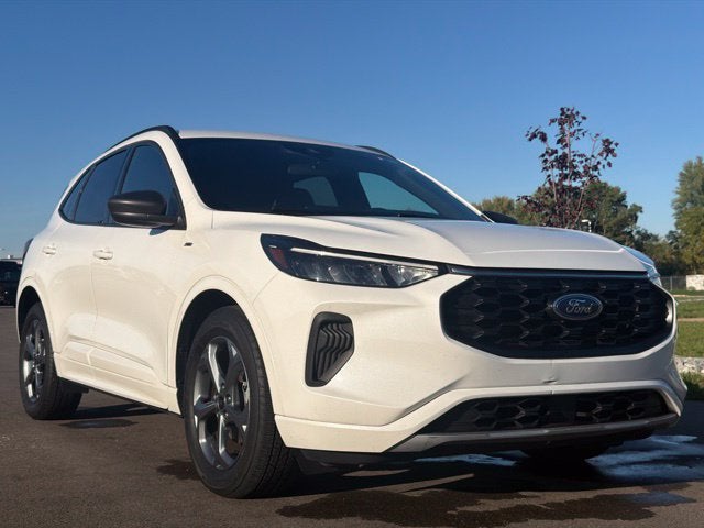 2023 Ford Escape Hybrid ST-Line