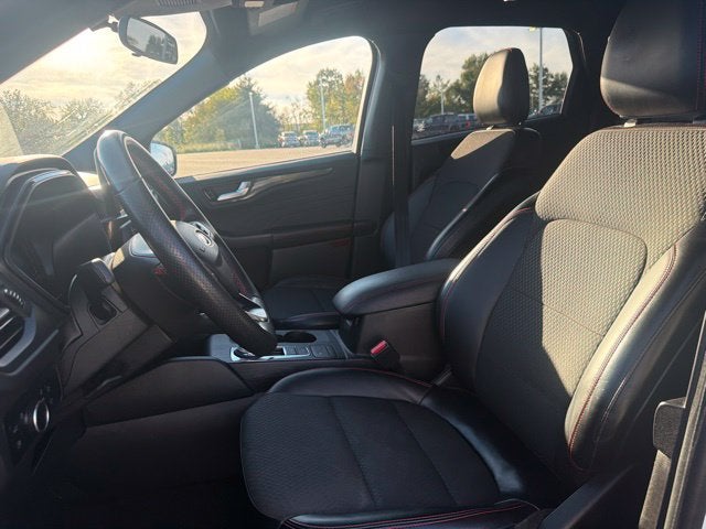 2023 Ford Escape Hybrid ST-Line