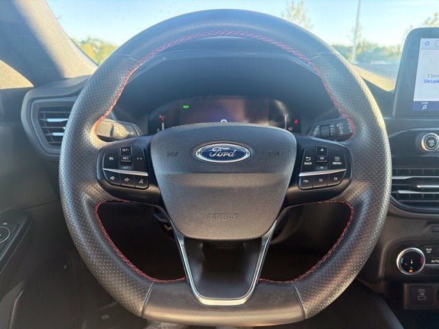 2023 Ford Escape Hybrid ST-Line
