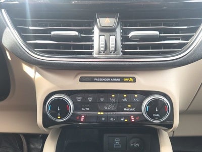 2022 Ford Escape Hybrid Titanium