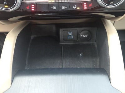 2022 Ford Escape Hybrid Titanium