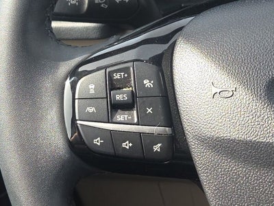 2022 Ford Escape Hybrid Titanium