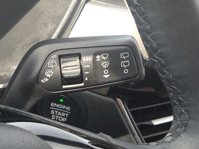 2022 Ford Escape Hybrid Titanium