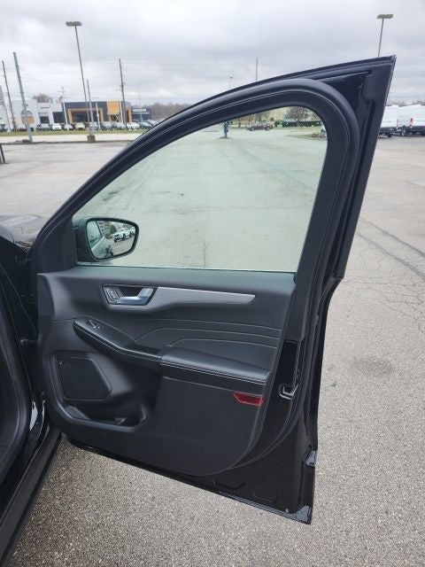 2026 Ford Escape Platinum