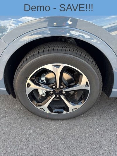 2025 Ford Escape ST-Line Elite