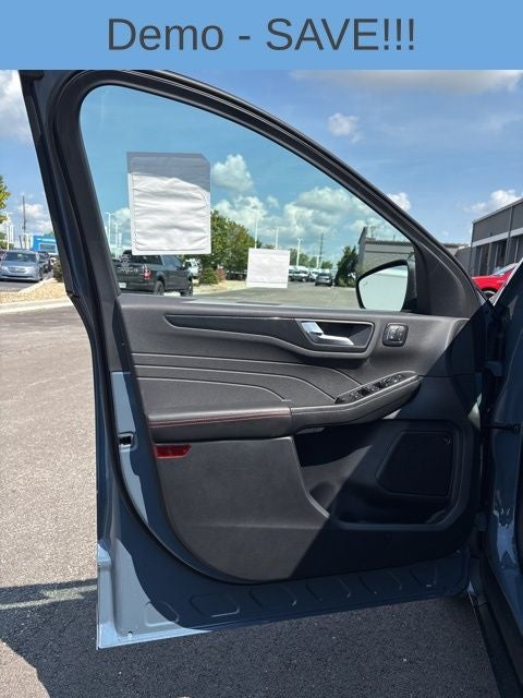 2025 Ford Escape ST-Line Elite