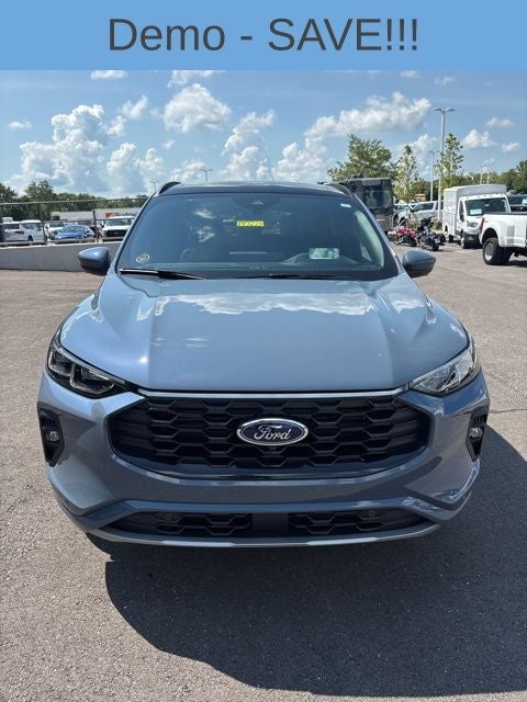 2025 Ford Escape ST-Line Elite
