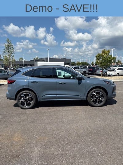 2025 Ford Escape ST-Line Elite