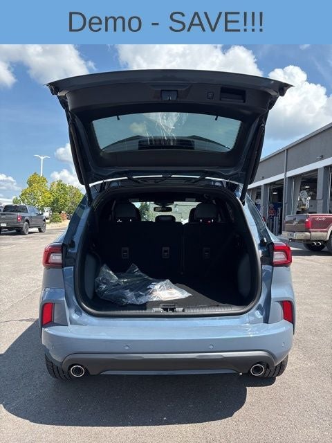 2025 Ford Escape ST-Line Elite