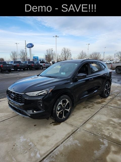 2026 Ford Escape Hybrid ST-Line Elite