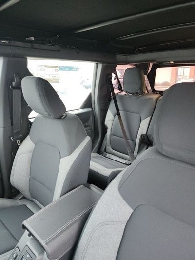 2025 Ford Bronco Base