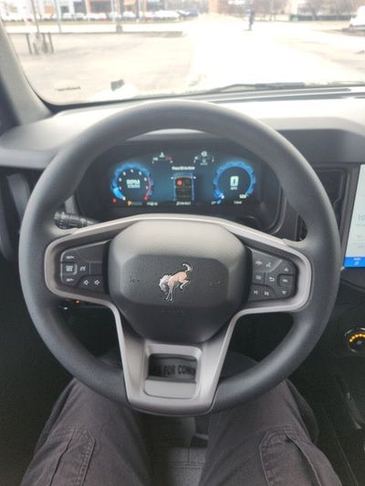 2025 Ford Bronco Base