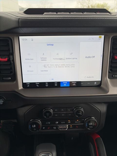 2026 Ford Bronco Outer Banks