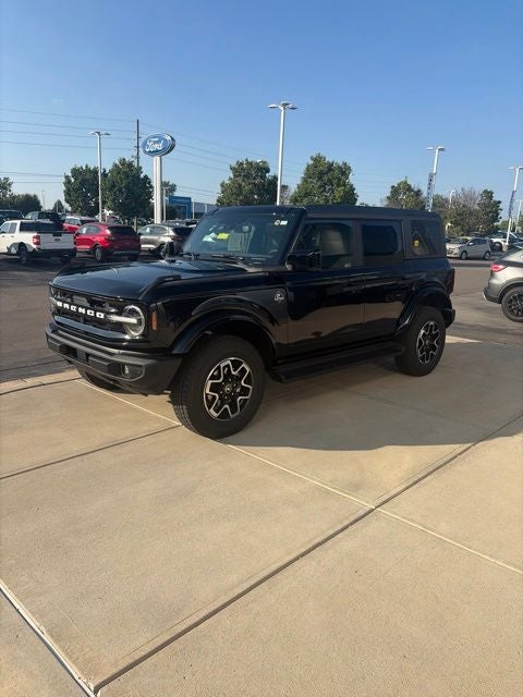 2026 Ford Bronco Outer Banks
