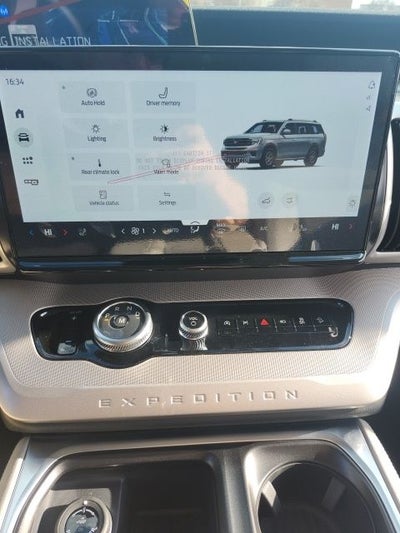 2026 Ford Expedition Active