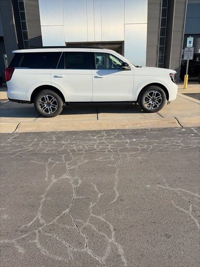 2026 Ford Expedition Active