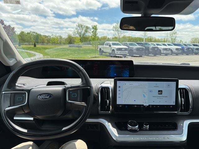 2025 Ford Expedition Platinum