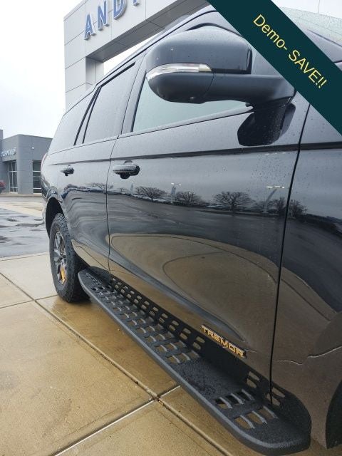 2025 Ford Expedition Tremor