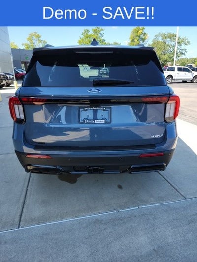 2026 Ford Explorer ST-Line