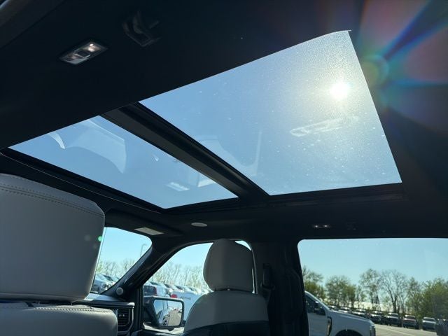 2023 Ford F-150 Lightning Platinum