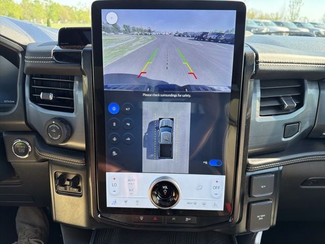 2023 Ford F-150 Lightning Platinum