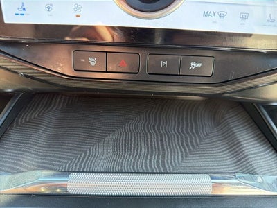 2023 Ford F-150 Lightning Platinum