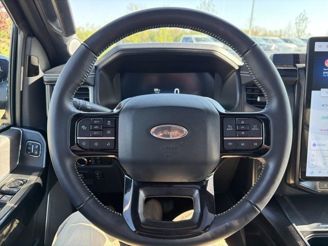 2023 Ford F-150 Lightning Platinum