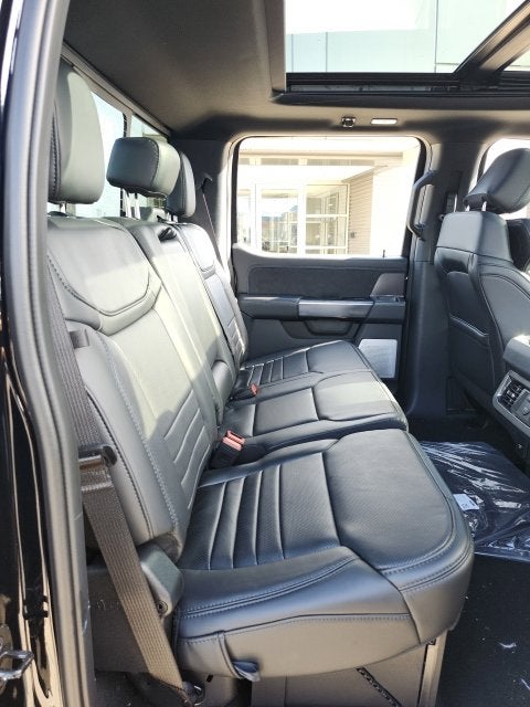 2027 Ford F-250 Platinum