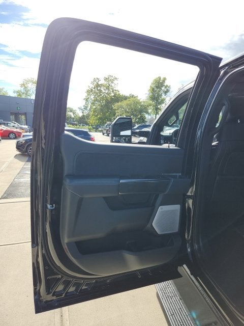 2027 Ford F-250 Platinum