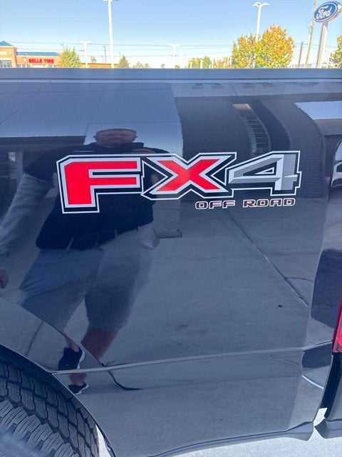 2027 Ford F-250 Platinum