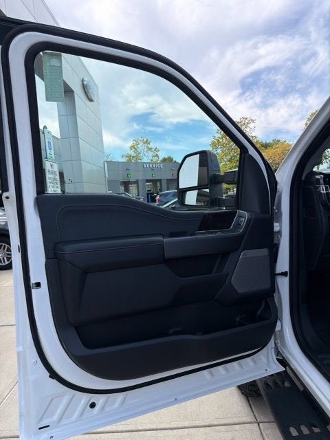 2027 Ford F-250 Lariat
