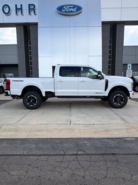 2027 Ford F-250 Lariat