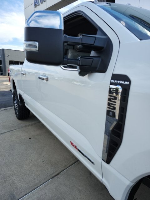 2027 Ford F-250 Platinum