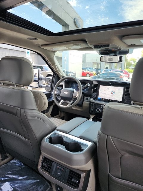 2027 Ford F-250 Platinum